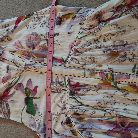 Anthropologie Nia Tunic Top Floral Medium - Picture 10 of 16